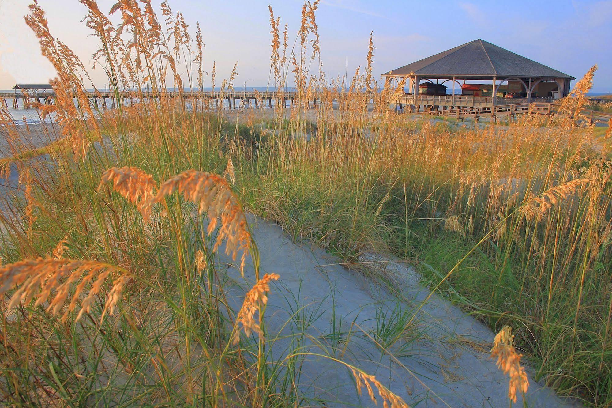 Hotel Tybee Tybee Island Kültér fotó